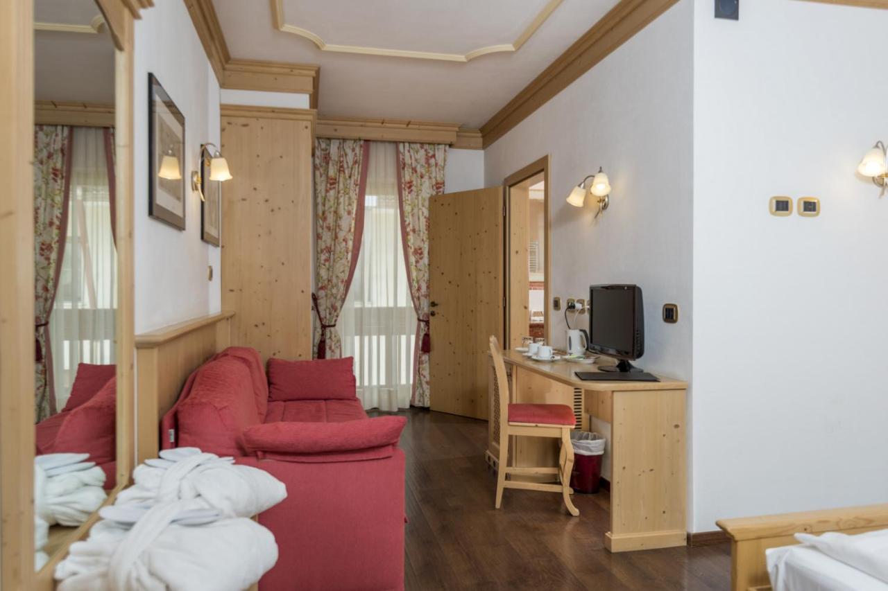 Hotel B&B Andreas Canazei Εξωτερικό φωτογραφία