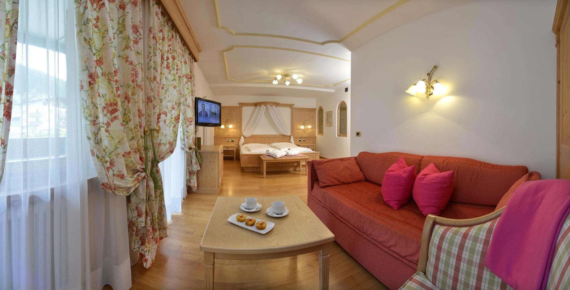 Hotel B&B Andreas Canazei Εξωτερικό φωτογραφία