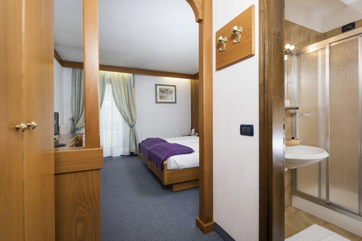 Hotel B&B Andreas Canazei Εξωτερικό φωτογραφία
