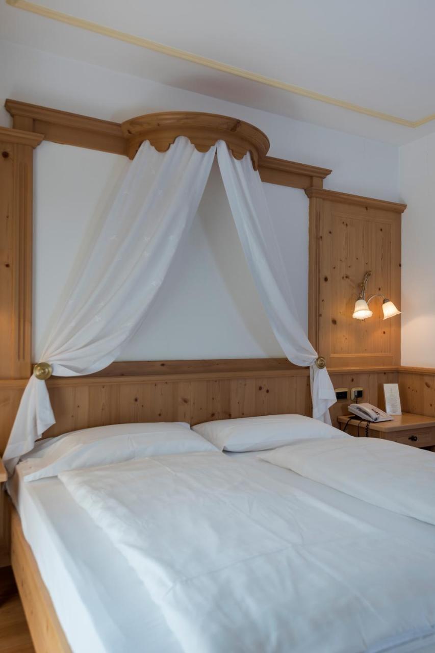 Hotel B&B Andreas Canazei Εξωτερικό φωτογραφία